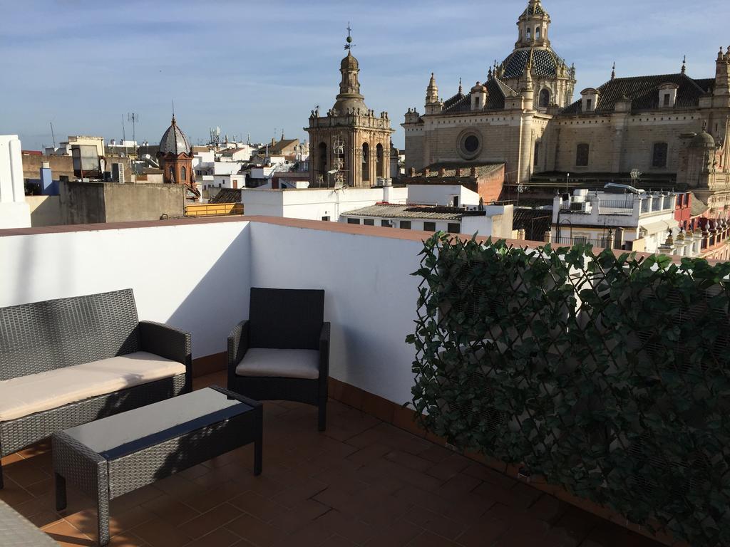 Apartamentos Cuna 41 Sevilla Bagian luar foto