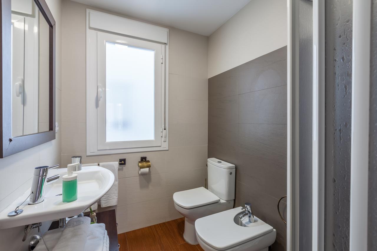Apartamentos Cuna 41 Sevilla Bagian luar foto