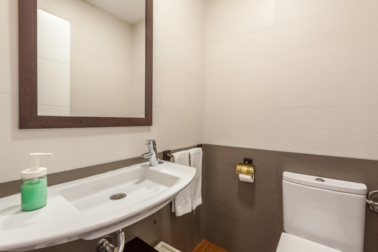 Apartamentos Cuna 41 Sevilla Bagian luar foto