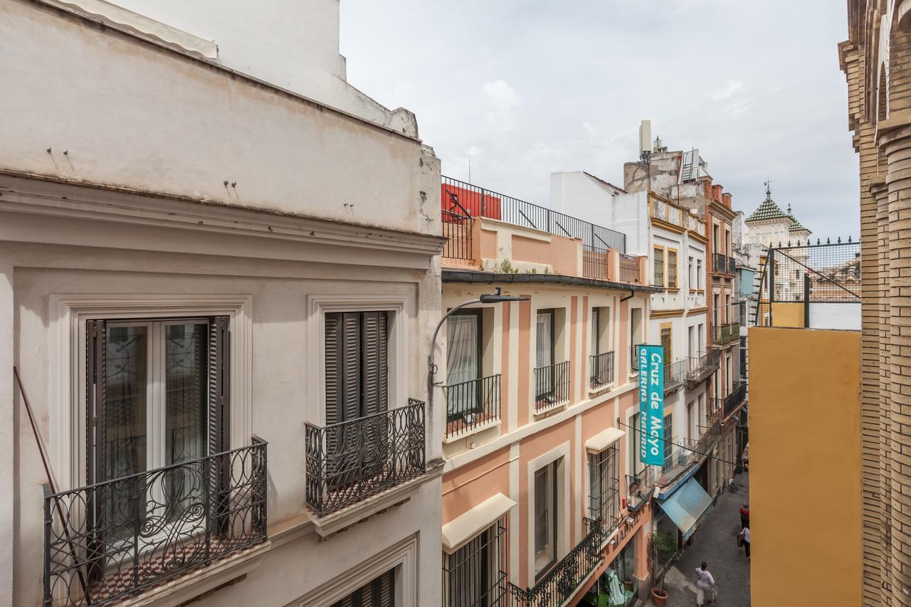 Apartamentos Cuna 41 Sevilla Bagian luar foto