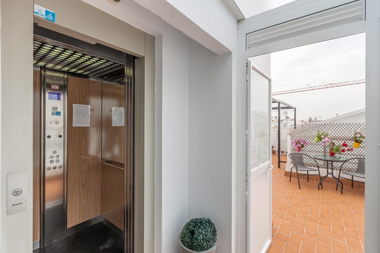 Apartamentos Cuna 41 Sevilla Bagian luar foto