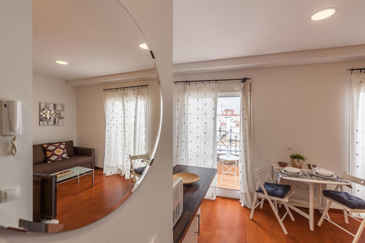 Apartamentos Cuna 41 Sevilla Bagian luar foto
