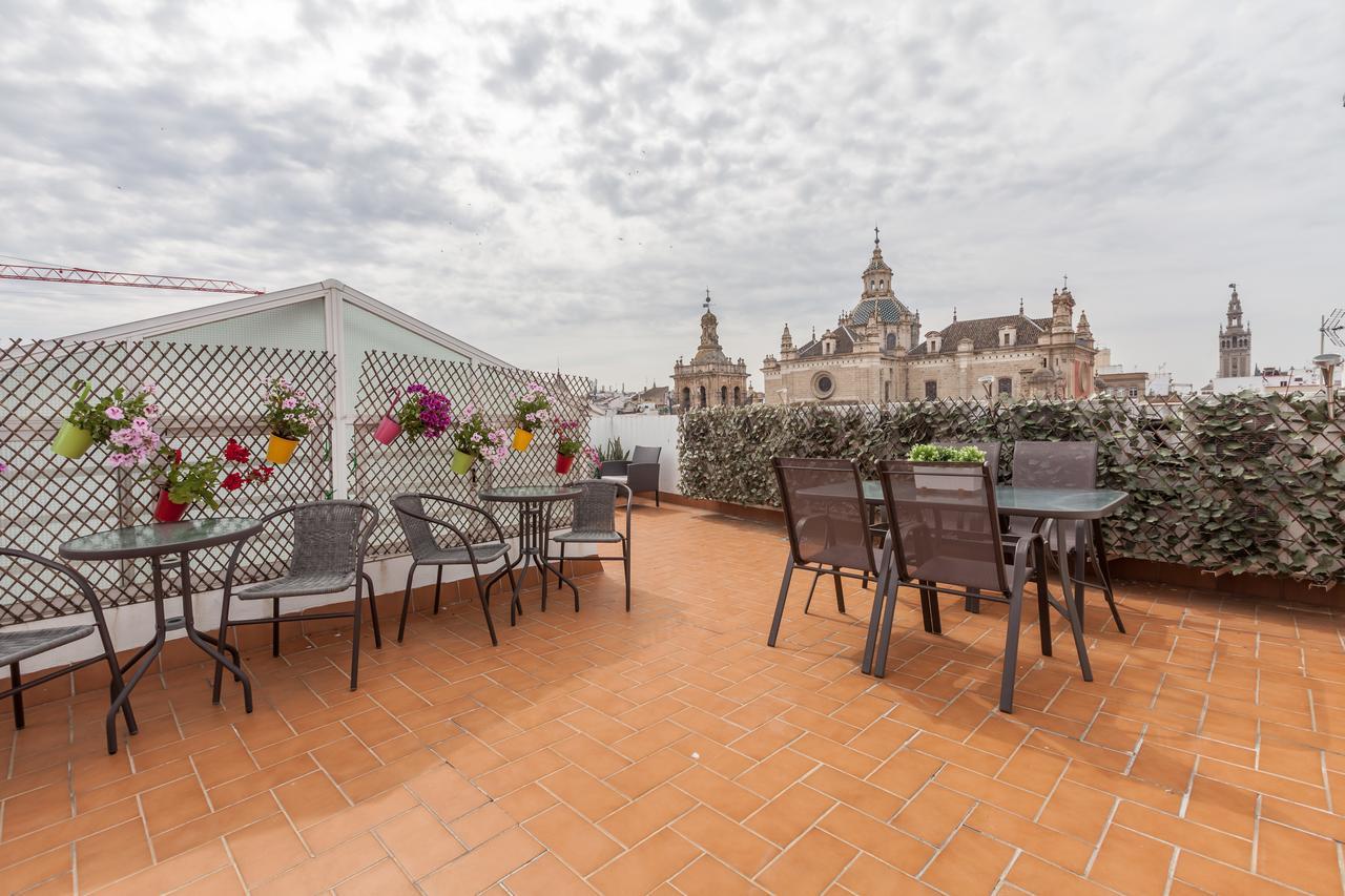 Apartamentos Cuna 41 Sevilla Bagian luar foto