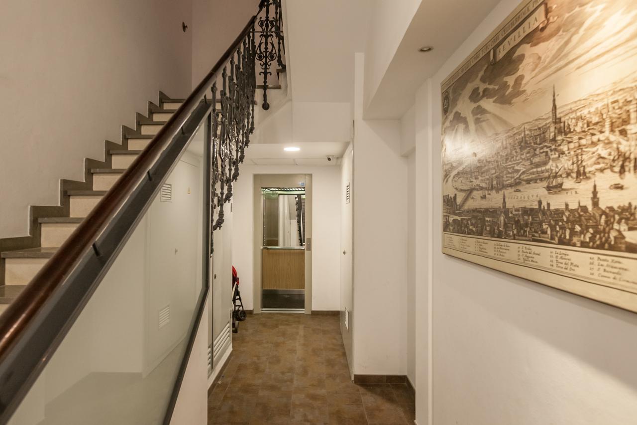 Apartamentos Cuna 41 Sevilla Bagian luar foto