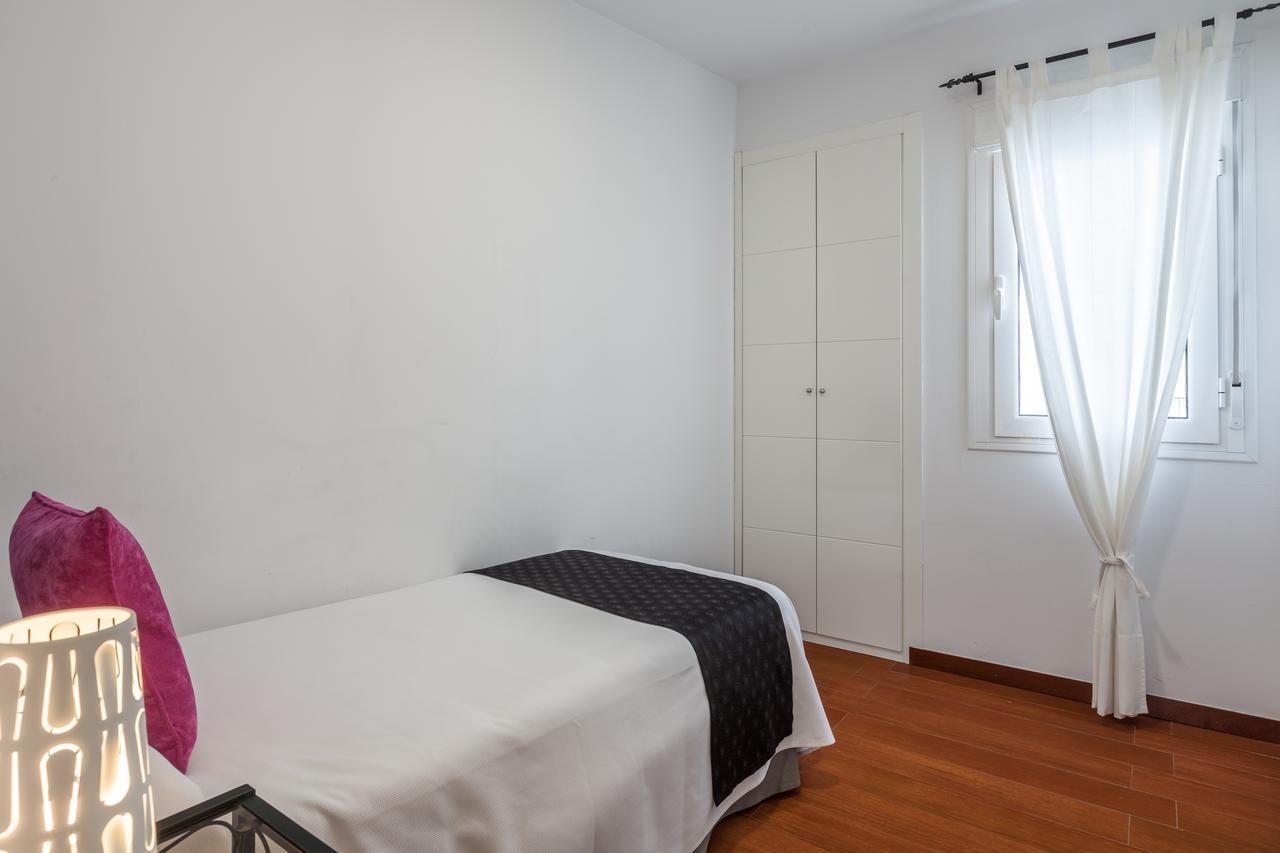 Apartamentos Cuna 41 Sevilla Bagian luar foto